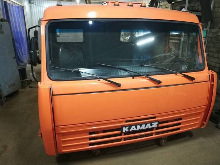 Кабина КамАЗ 54105 тягач